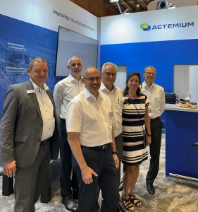 Kühne+Vogel Messe-Team Zellcheming 2025